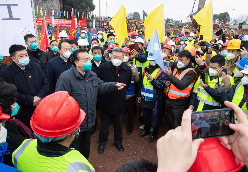 http://www.gov.cn/premier/2020-01/27/5472525/images/6c63042dd7d84f56a19c27c74390322e.jpg